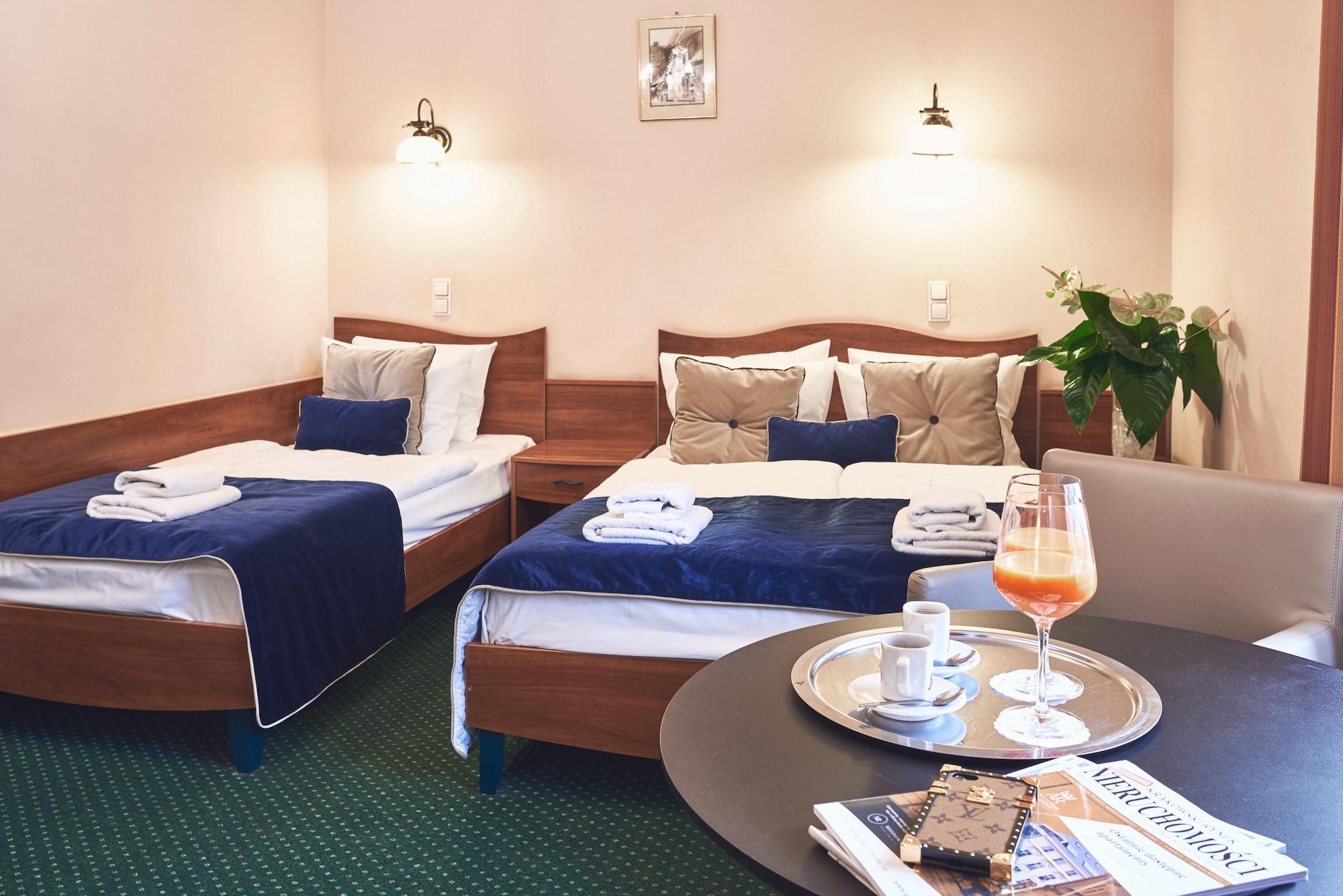 Nobilton Hotel Krakow Luaran gambar