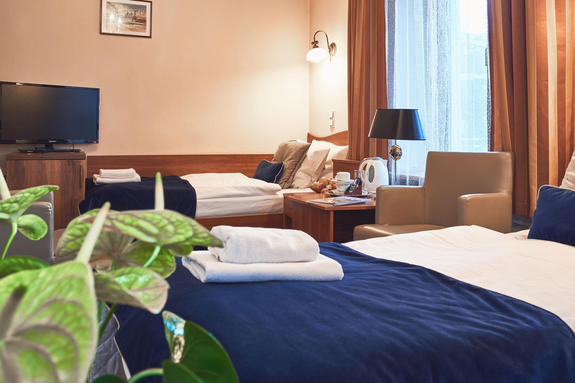 Nobilton Hotel Krakow Luaran gambar