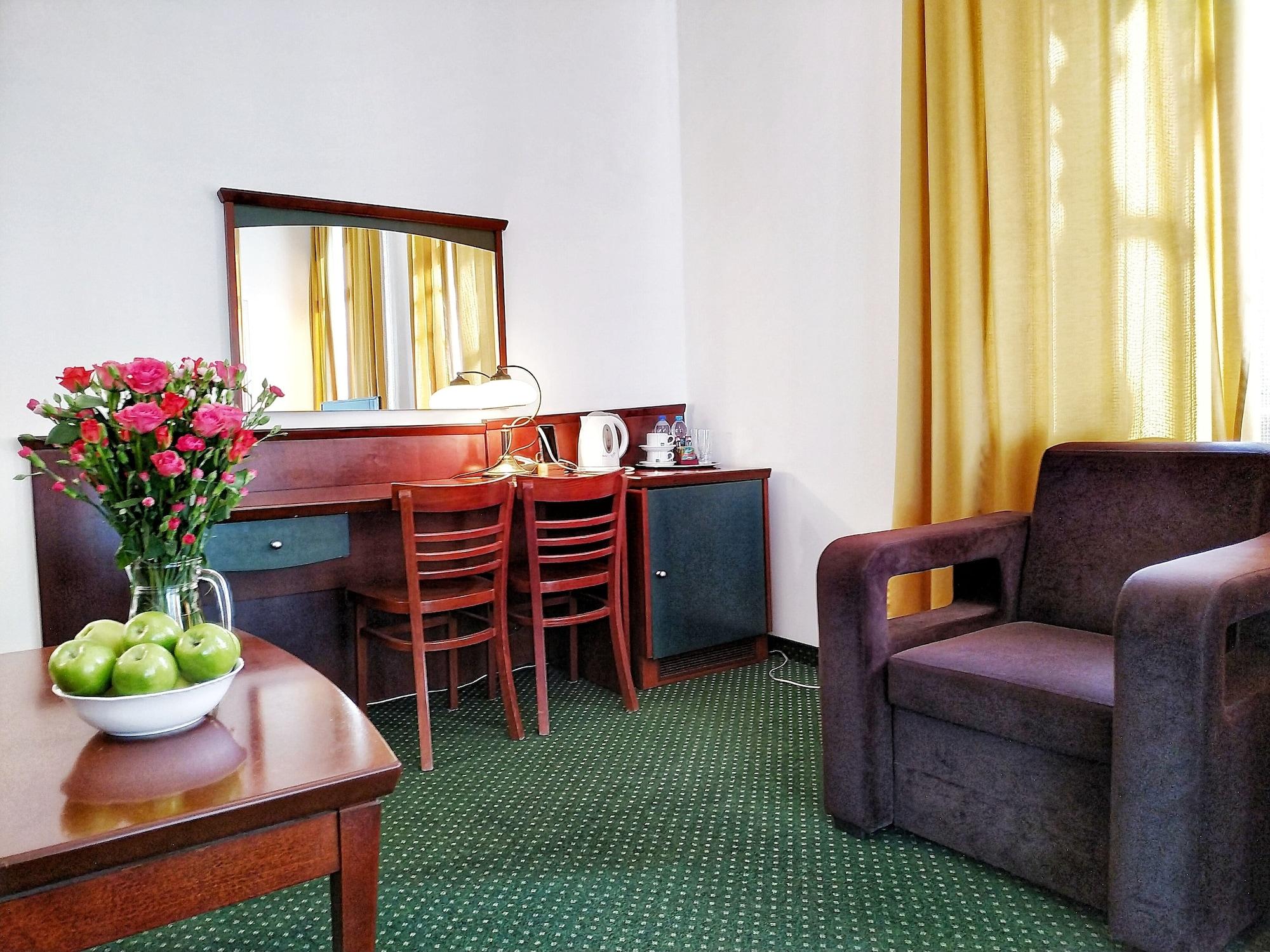 Nobilton Hotel Krakow Luaran gambar