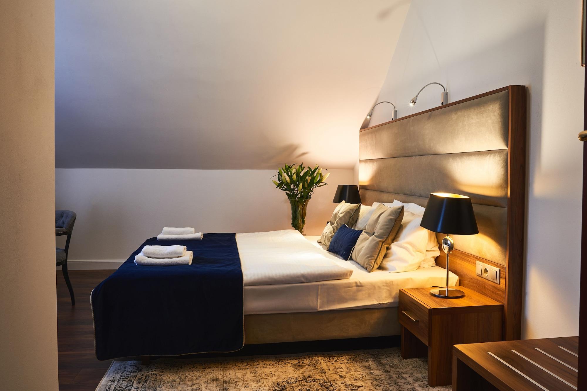 Nobilton Hotel Krakow Luaran gambar
