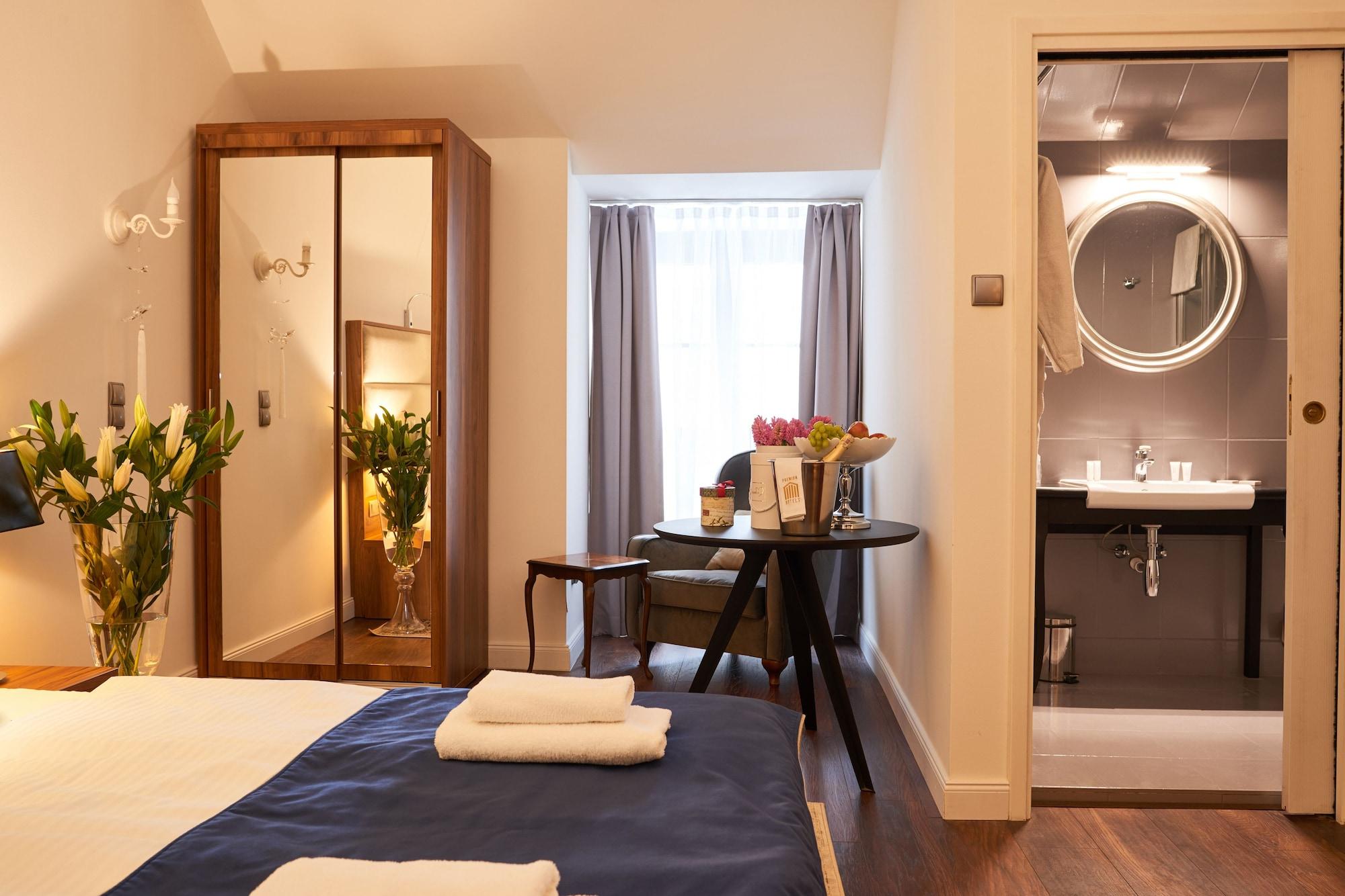 Nobilton Hotel Krakow Luaran gambar